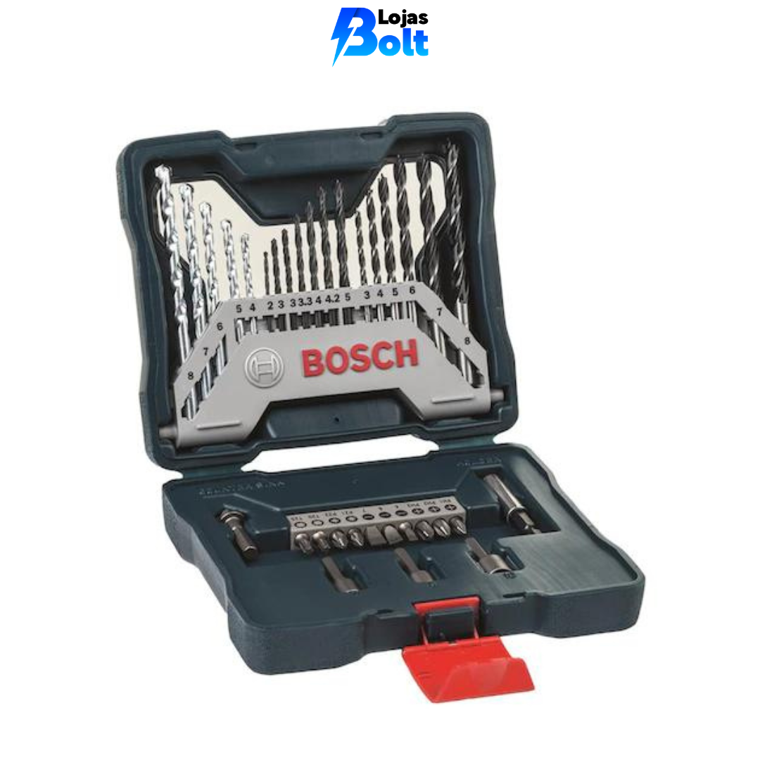 Parafusadeira Furadeira Bosch GSB 18V-50 com 2 baterias, 1 carregador + Brinde